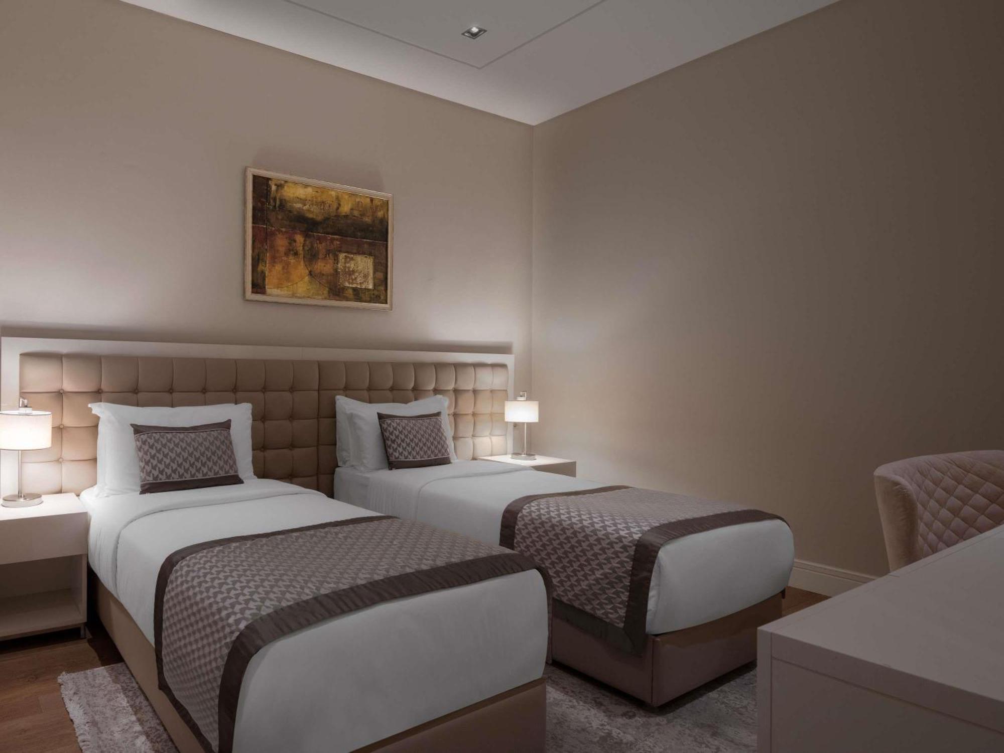 Movenpick Living Istanbul Hotell Exteriör bild